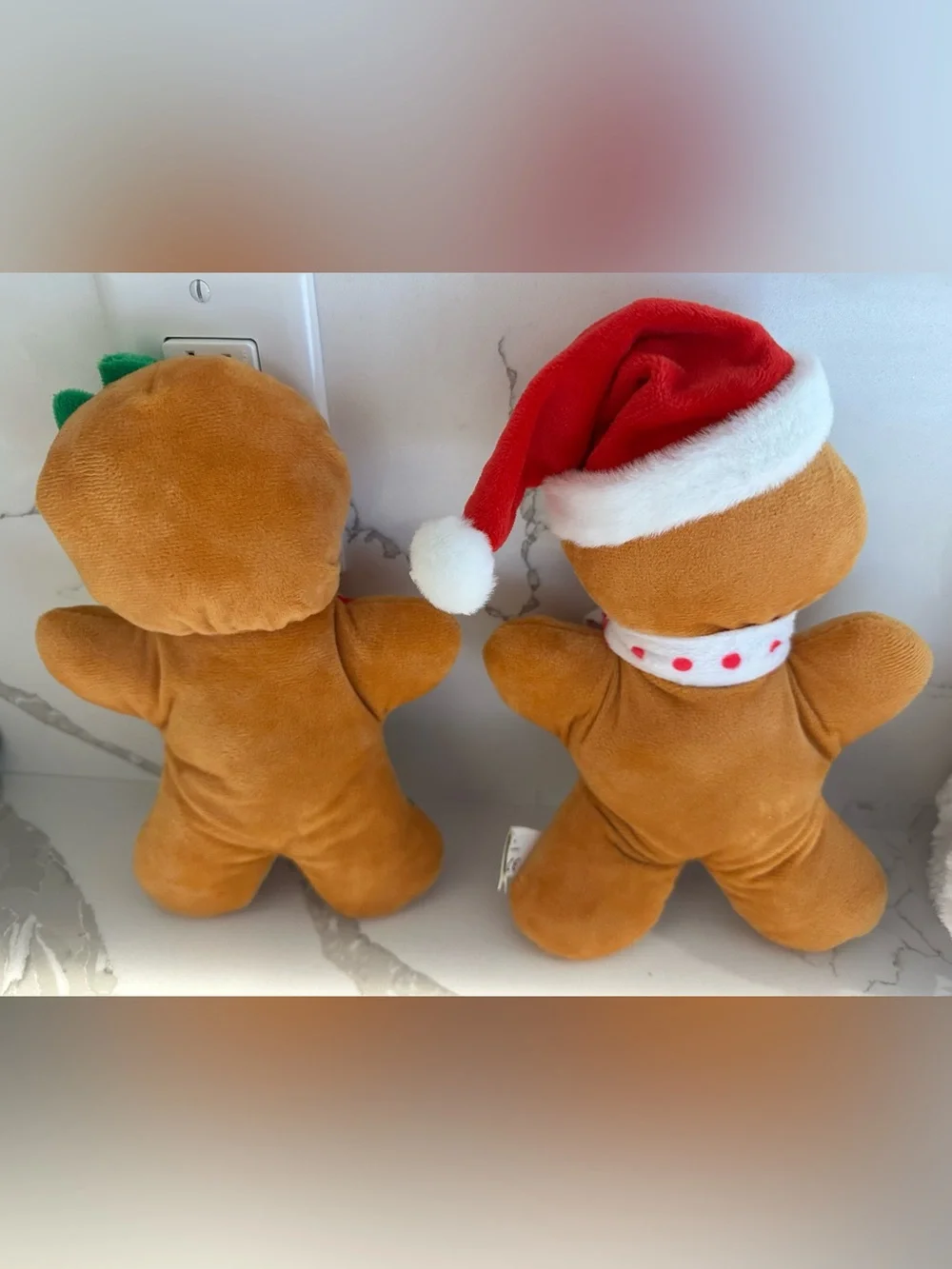 Plush Squeaky 9” Gingerbread Dog Toy Set-New w/o Tags